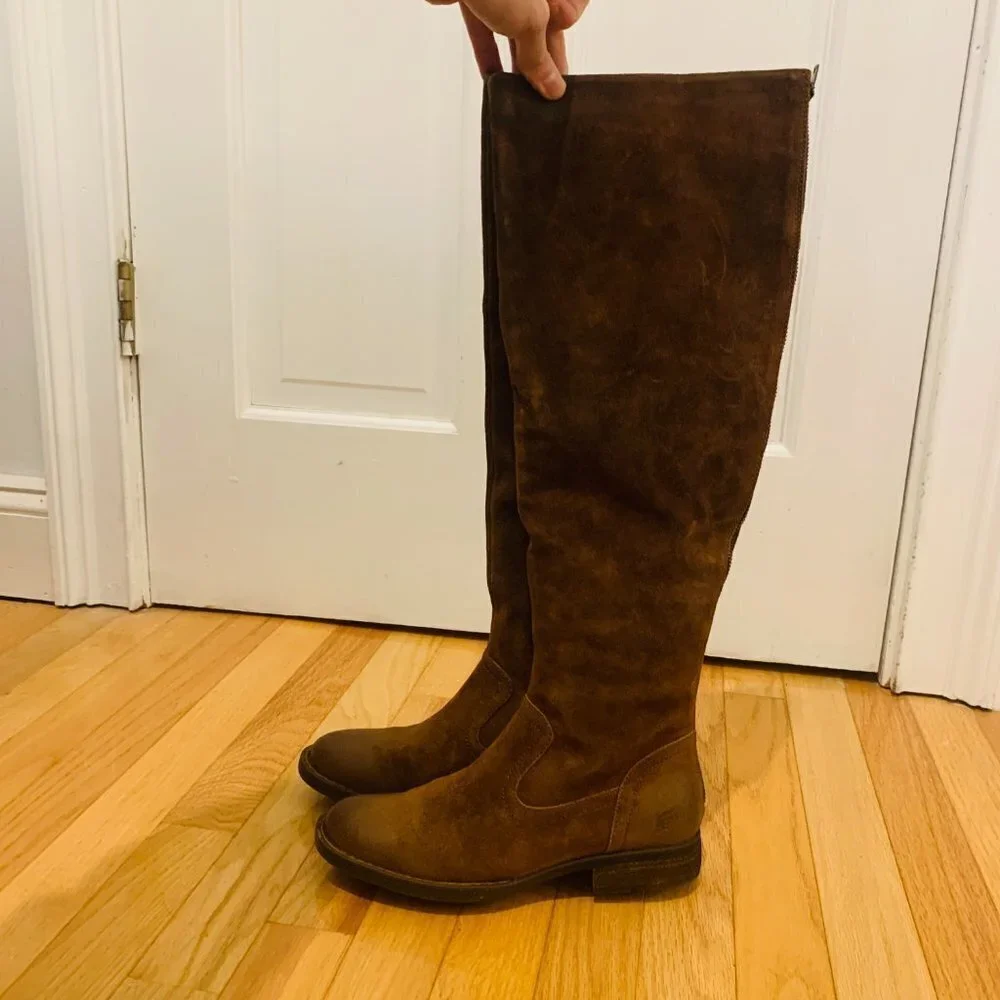 BORN WOMEN'S BORMAN BOOTS ROUND TOE Nubuck Brown Knee-High Riding Boots NEW